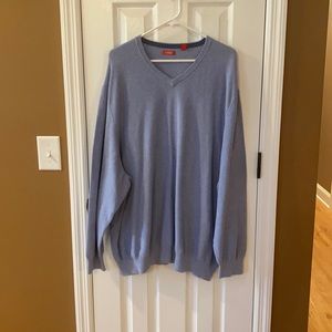 Men’s Izod v-neck light blue sweater